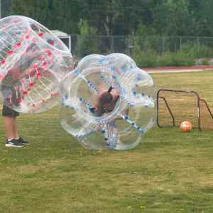 Bumper Ball PlayPro 1,5 m – Red/Blue Clear med vindu